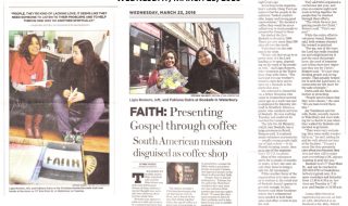 BooKafé Waterbury recebe visita de um jornalista do Republican-American, um jornal local da cidade